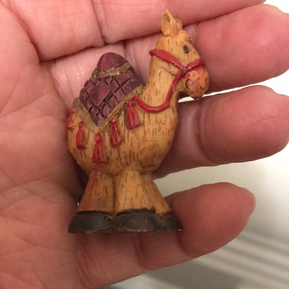 NWOT 11 Pieces Nativity Set - Picture 14 of 16